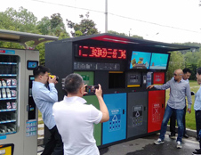 德瀾仕智能垃圾箱分類精細、模式高端，已成功覆蓋400余城