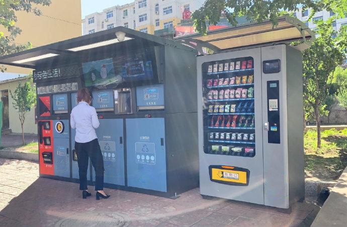 智能垃圾分類(lèi)箱投放 智能垃圾分類(lèi)箱投放